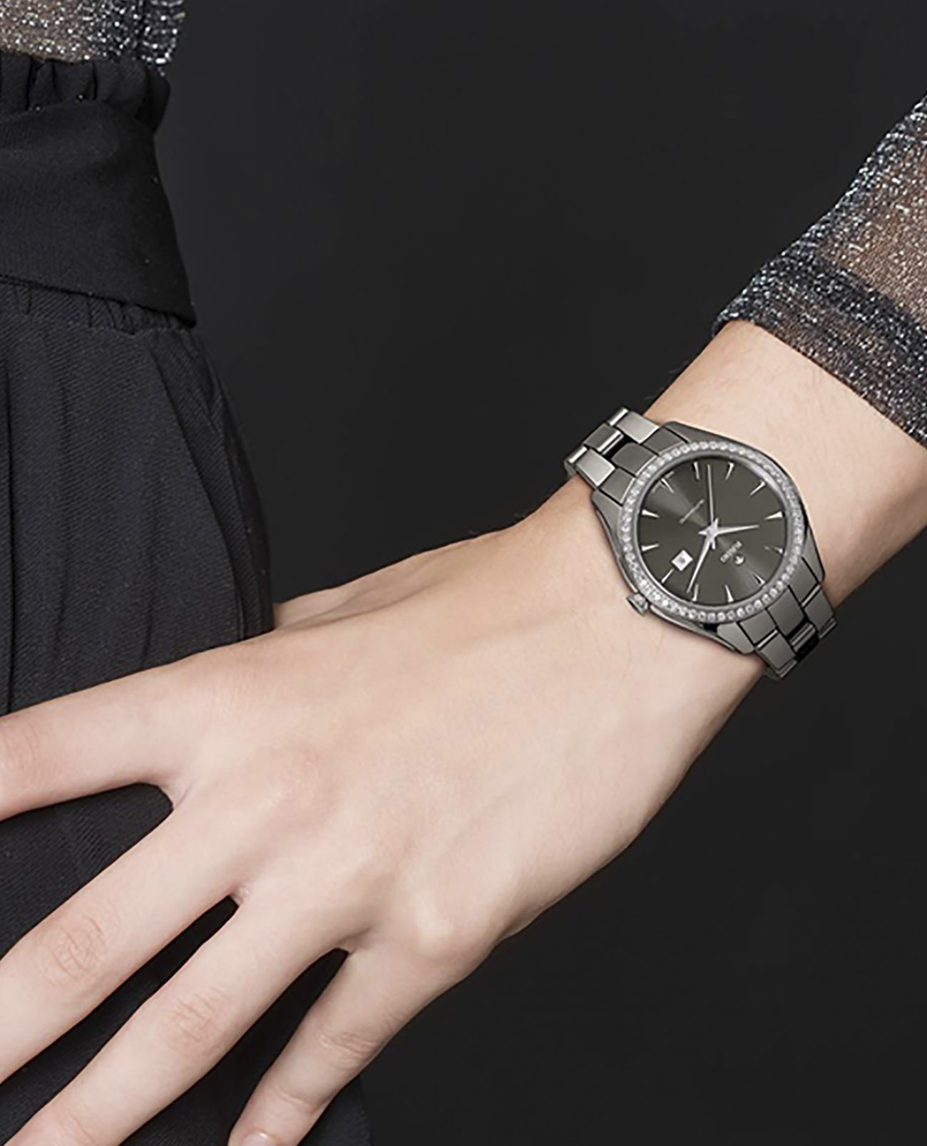 Оригинальные часы Rado Rado Hyperchrome Diamonds R32051102 механические калибр механизма eta 2681 общий вид